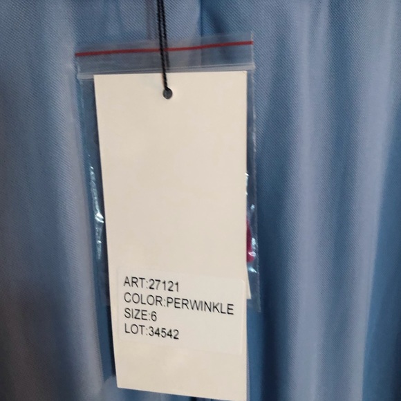 Alyce evening gown - Picture 4 of 6